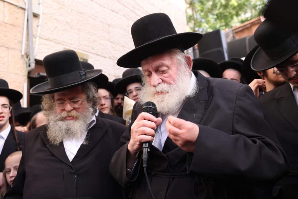 הלווית ההמונים: הרבנית הצדקנית מגור ע"ה הובאה למנוחות