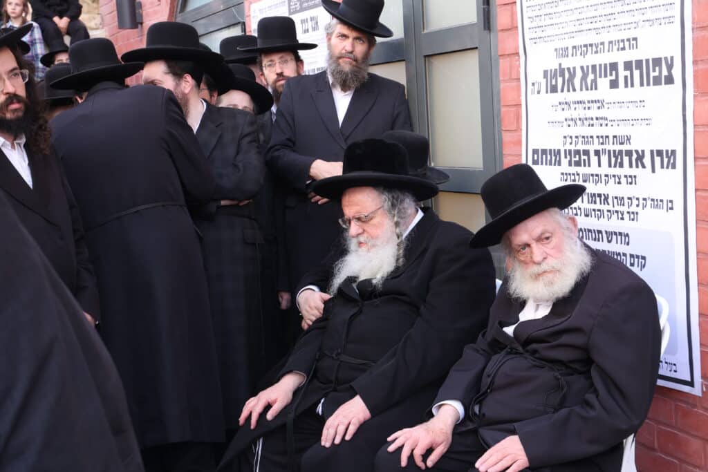 הלווית ההמונים: הרבנית הצדקנית מגור ע"ה הובאה למנוחות