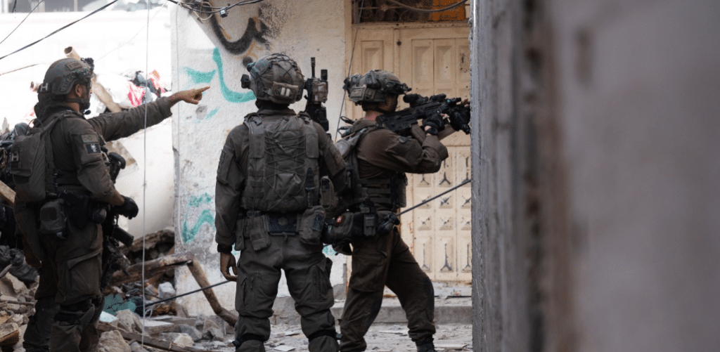 חיל האוויר תקף מחבלים ששהו בבית ספר בחאן יונס חיל האוויר תקף מחבלים ששהו בבית ספר בחאן יונס