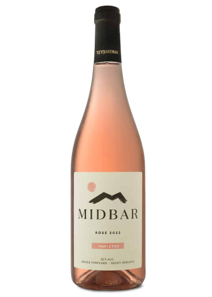 ליד גבול עזה: כך מכינים יין משובח בלב המדבר