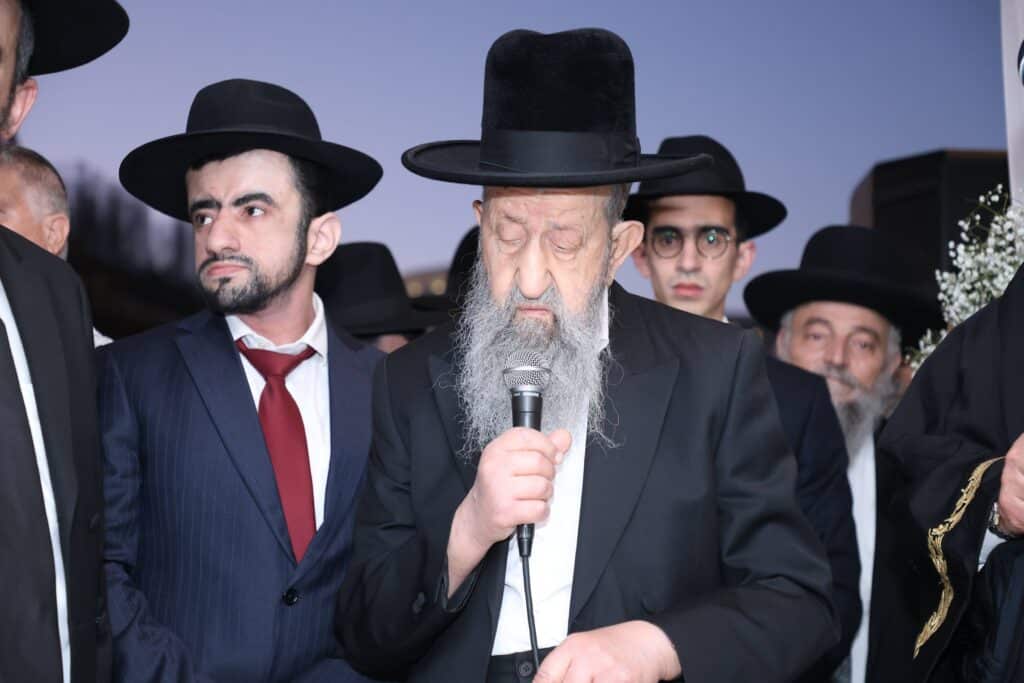 גלריה: נכד הגרש"מ עמאר והגרב"צ מוצפי נכנס לחופה