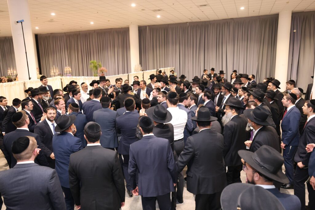 גלריה: נכד הגרש"מ עמאר והגרב"צ מוצפי נכנס לחופה