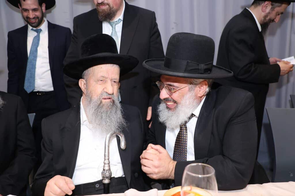 גלריה: נכד הגרש"מ עמאר והגרב"צ מוצפי נכנס לחופה