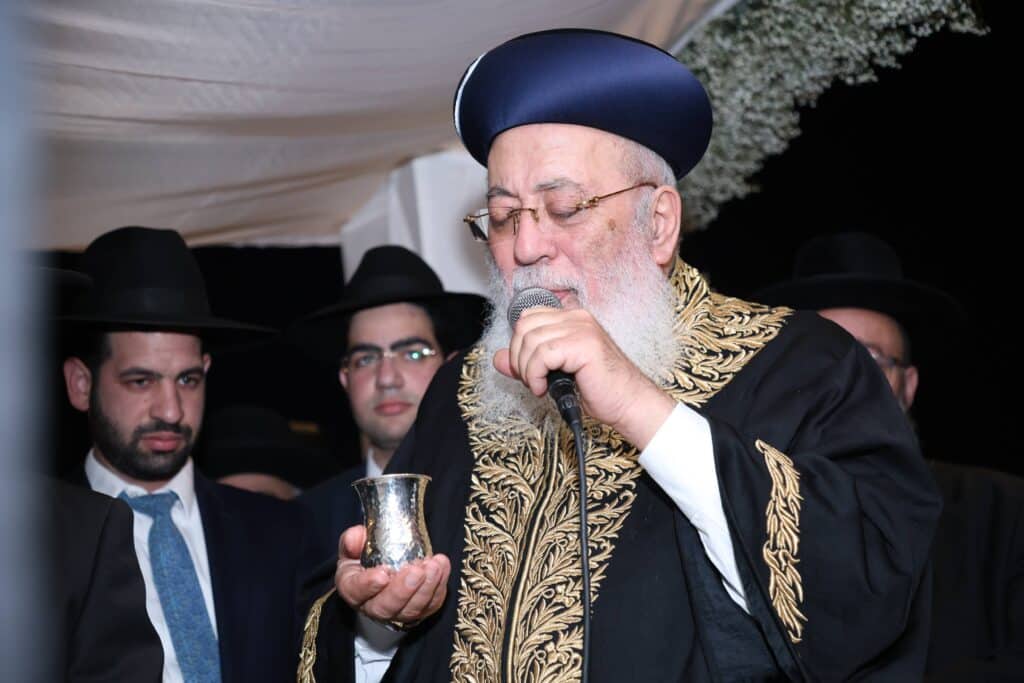 גלריה: נכד הגרש"מ עמאר והגרב"צ מוצפי נכנס לחופה