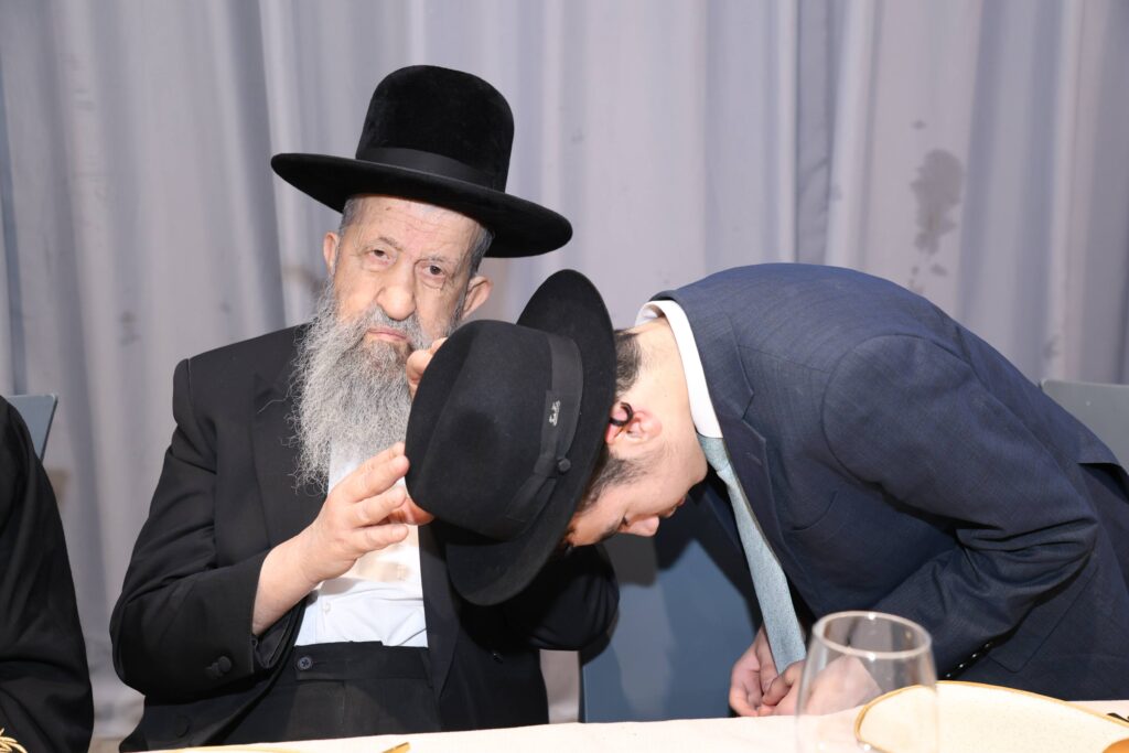 גלריה: נכד הגרש"מ עמאר והגרב"צ מוצפי נכנס לחופה