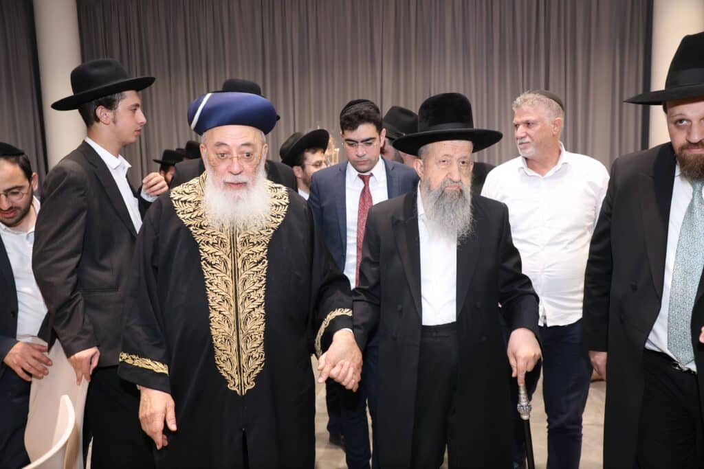 גלריה: נכד הגרש"מ עמאר והגרב"צ מוצפי נכנס לחופה