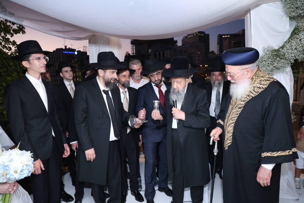 גלריה: נכד הגרש"מ עמאר והגרב"צ מוצפי נכנס לחופה