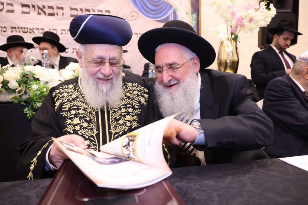 שבוע לבחירות: המועמדים לרבנות, הדילים והסיכויים • פרוייקט