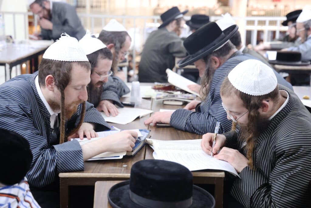 הכנה לשבועות עם הרבי מתולדות אהרן