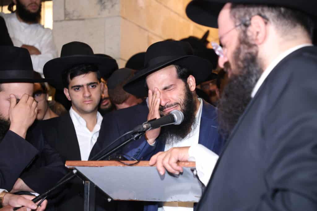 גלריה: אלפים ליוו את זקן המקובלים רבי שלום שמואלי זצ"ל