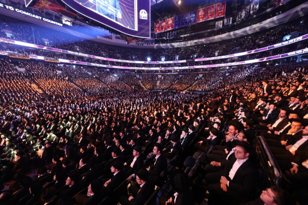 מרן הגרמ"ה הירש בנאום דרמטי: "השמאל לוחם נגד הדת" • צפו