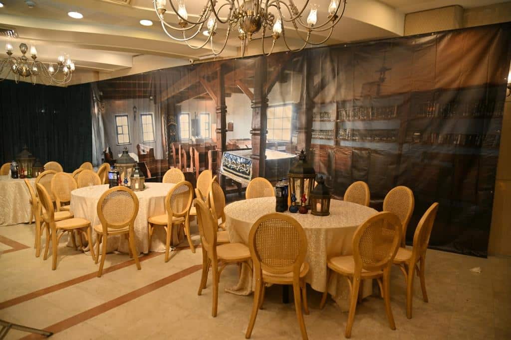 אלפים בהילולת הבעל שם טוב המרכזית בירושלים