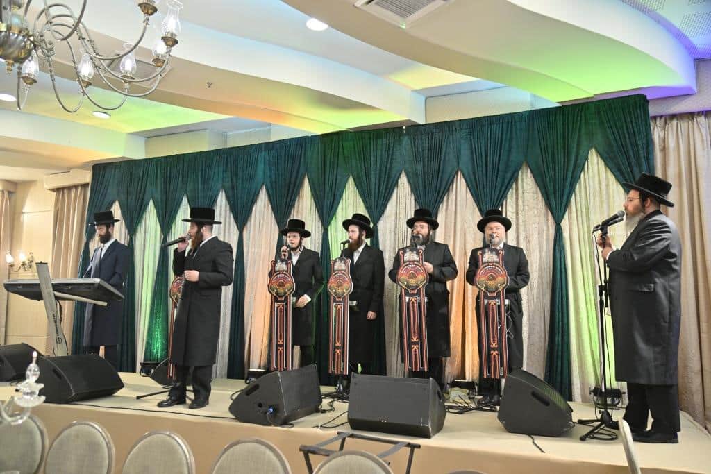 אלפים בהילולת הבעל שם טוב המרכזית בירושלים