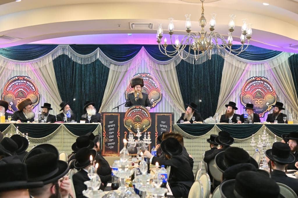 אלפים בהילולת הבעל שם טוב המרכזית בירושלים