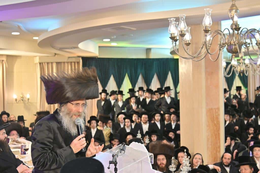 אלפים בהילולת הבעל שם טוב המרכזית בירושלים