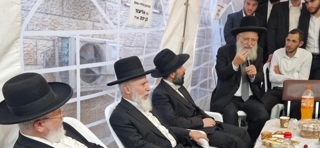 הרבנים ישבו שבעה, המונים בראשות גדולי ישראל עלו לנחם