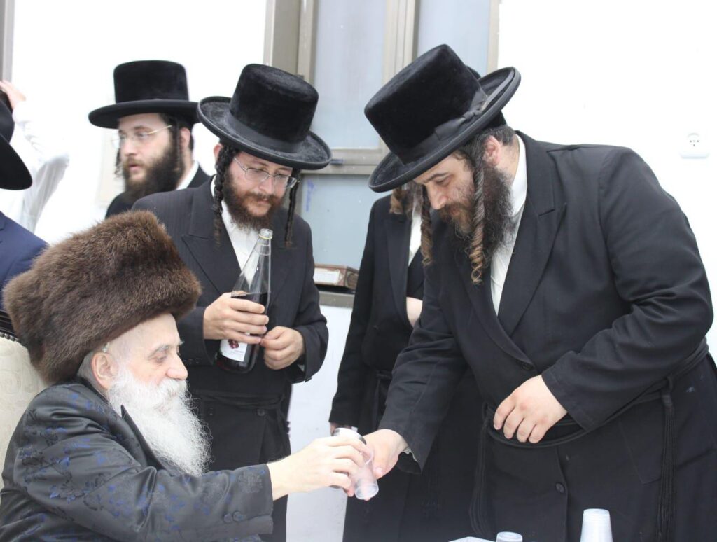 גלריה: הילולא של הרבי הקדוש בעל ה"יד יוסף"