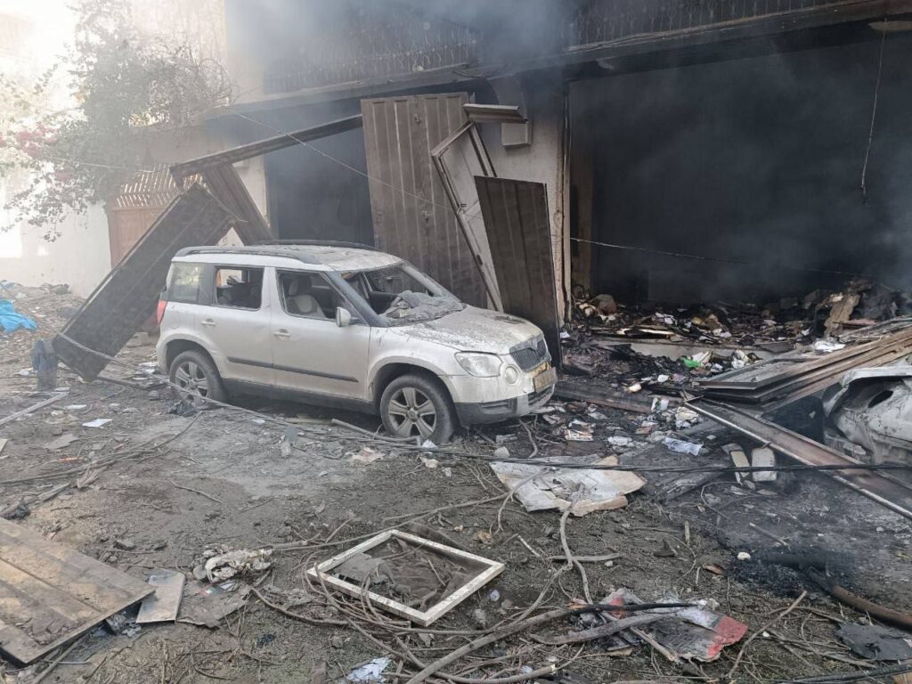 "עם משאית סיוע": צפו ברגעי הדרמה בנוסיארת