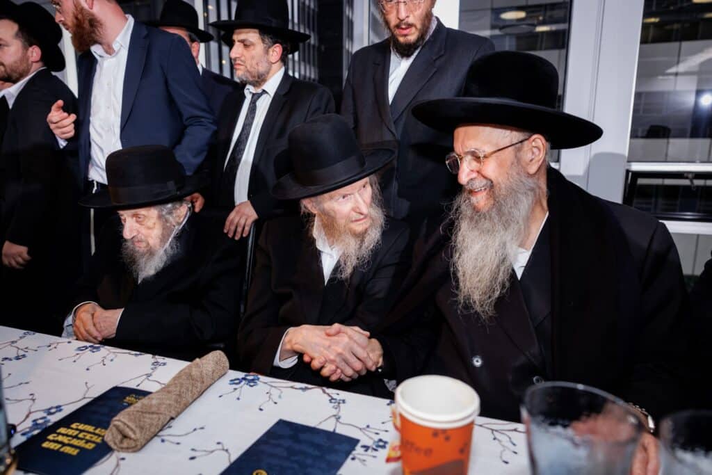 עם הרבי מוי'זניץ: הלילה התקיים הדינר הרביעי במנהטן