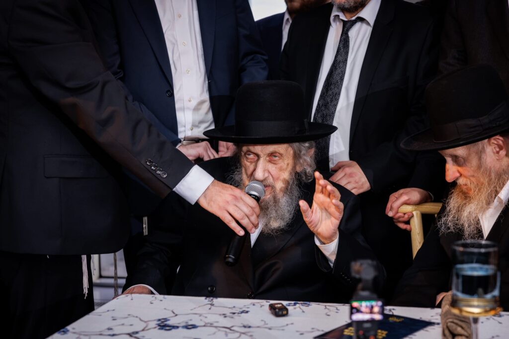 עם הרבי מוי'זניץ: הלילה התקיים הדינר הרביעי במנהטן