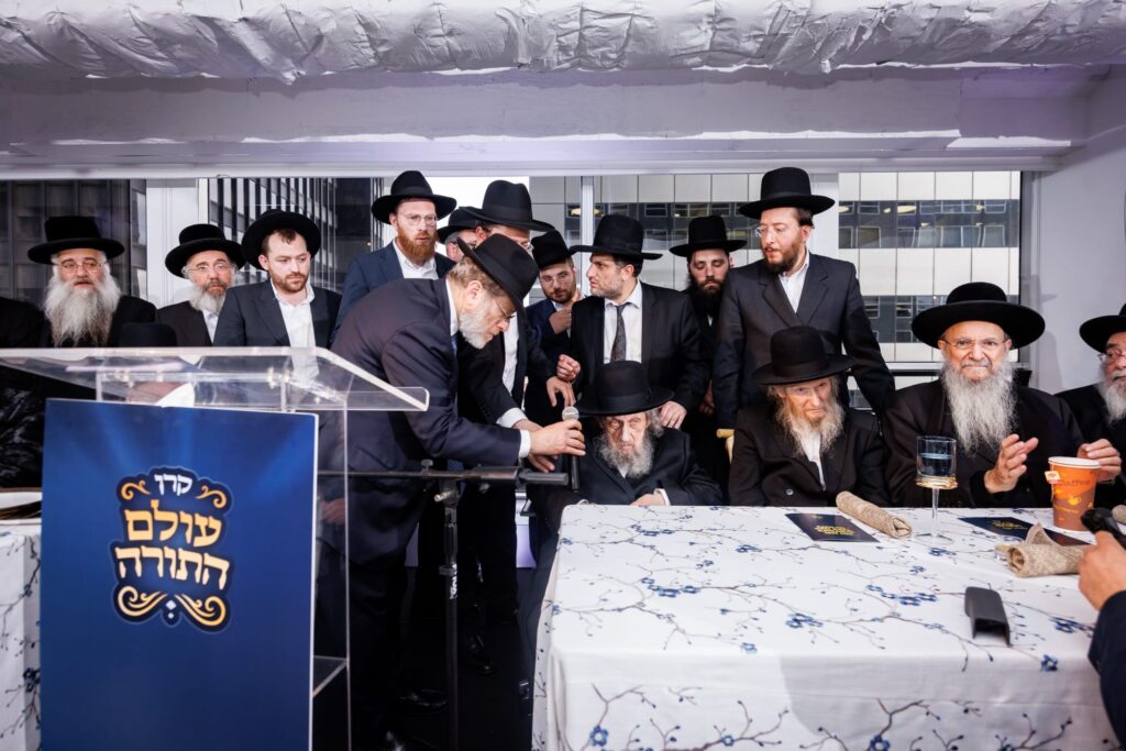 עם הרבי מוי'זניץ: הלילה התקיים הדינר הרביעי במנהטן