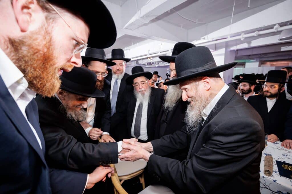 עם הרבי מוי'זניץ: הלילה התקיים הדינר הרביעי במנהטן