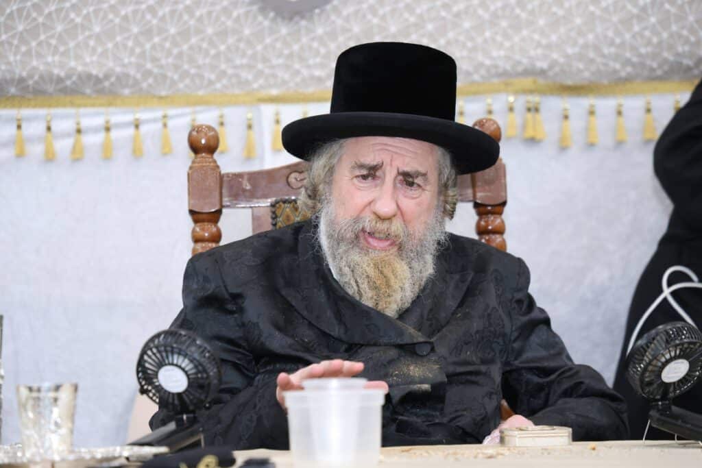 גלריה: ברחמסטריווקא חגגו את מעמד 'אדירי התורה'