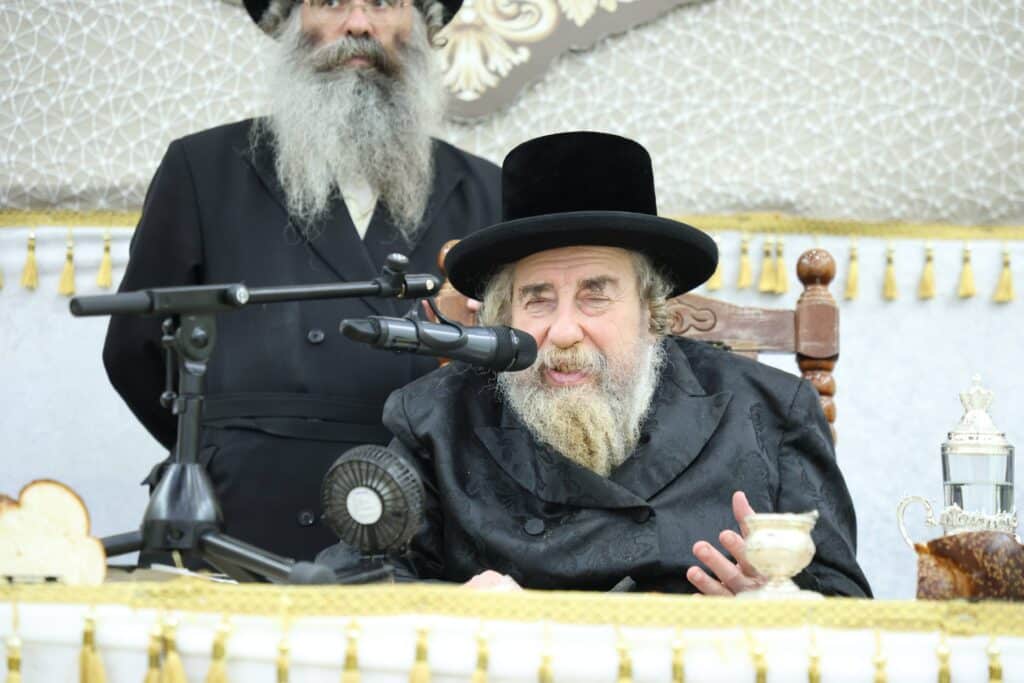 גלריה: ברחמסטריווקא חגגו את מעמד 'אדירי התורה'