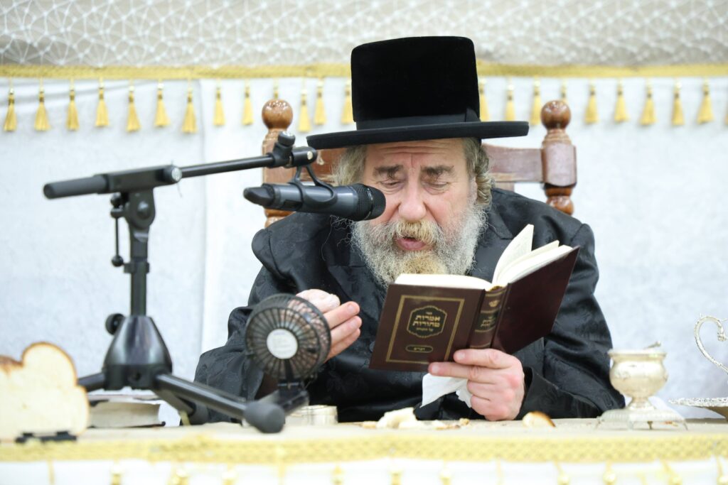 גלריה: ברחמסטריווקא חגגו את מעמד 'אדירי התורה'