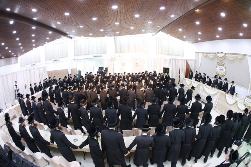 גלריה: ברחמסטריווקא חגגו את מעמד 'אדירי התורה'