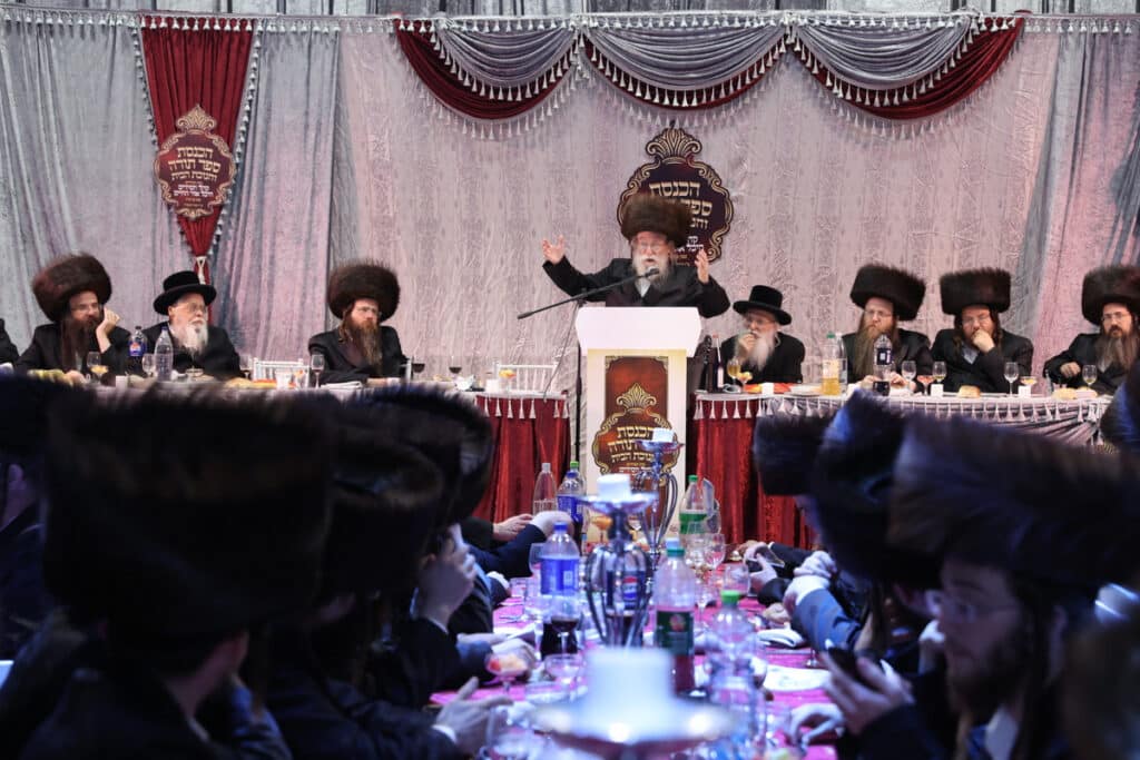 ביום ההילולא: בבית מדרש 'אור החיים' הכניסו ספר תורה