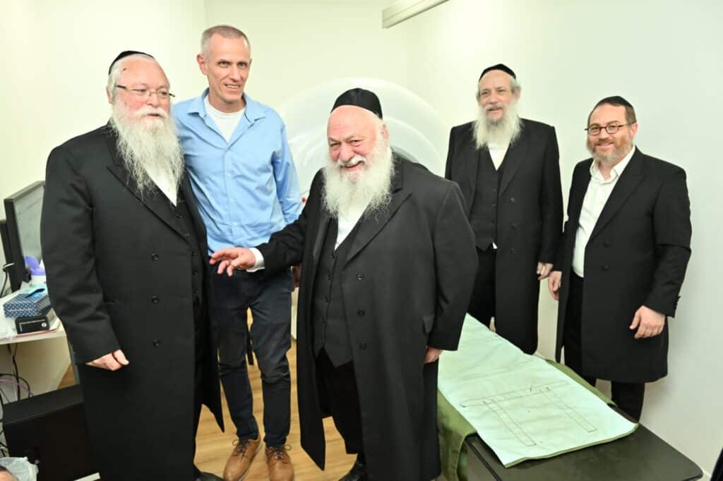 שר הבינוי והשיכון התרגש בקמפוס 'עלה': "המדינה לבדה לא הייתה יכולה להקים ארגון כזה"