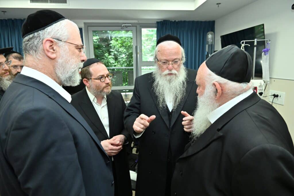 שר הבינוי והשיכון התרגש בקמפוס 'עלה': "המדינה לבדה לא הייתה יכולה להקים ארגון כזה"