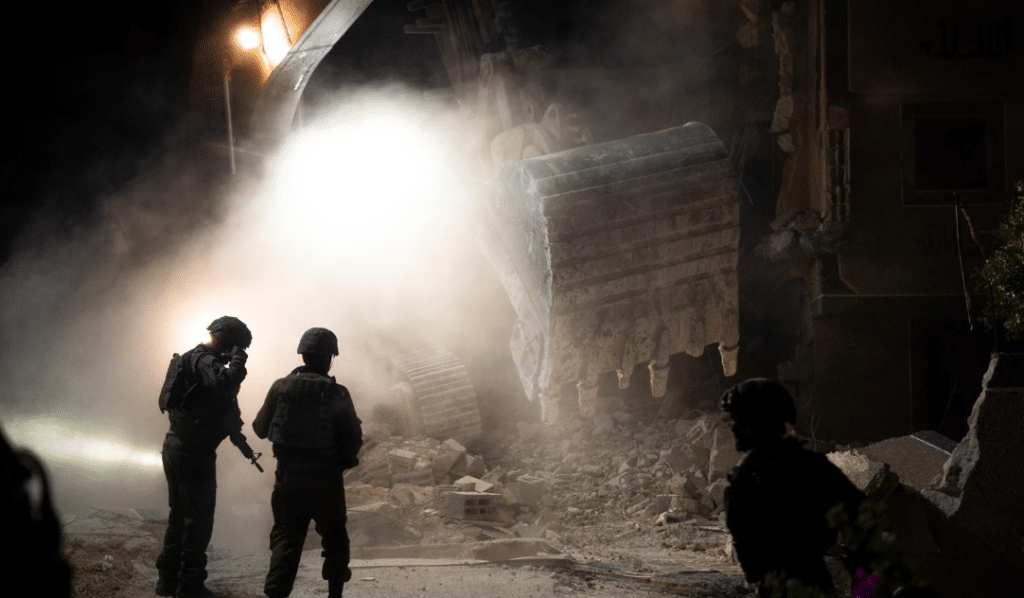 כוחות צה״ל הרסו את ביתו של המחבל שרצח את הנער בבנימין