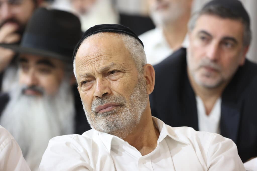 גלריה: ב'נהר שלום' התכנסו להספיד את זקן המקובלים