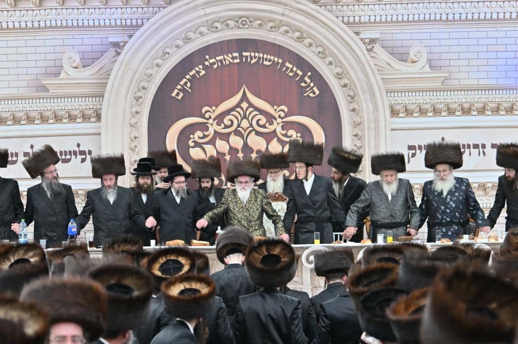 השבע ברכות של ויז'ניץ-ספינקא-ברעזשאן-אולם-זאליזשא