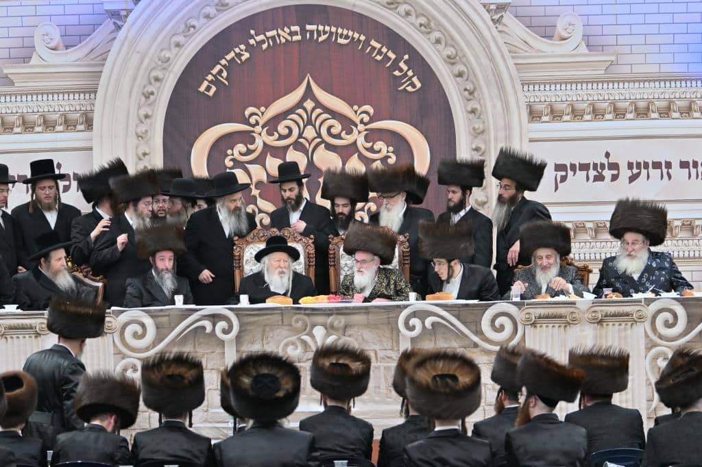 השבע ברכות של ויז'ניץ-ספינקא-ברעזשאן-אולם-זאליזשא