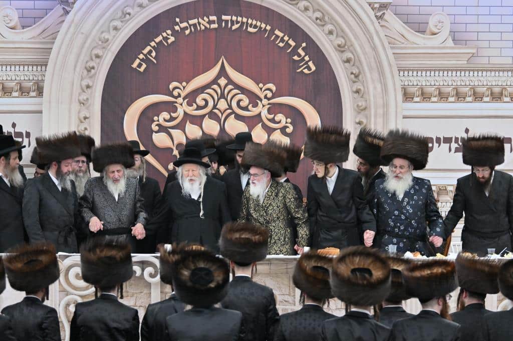 השבע ברכות של ויז'ניץ-ספינקא-ברעזשאן-אולם-זאליזשא