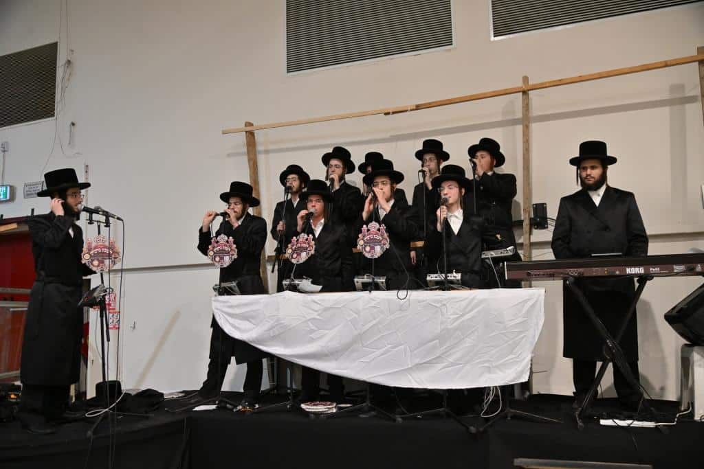 השבע ברכות של ויז'ניץ-ספינקא-ברעזשאן-אולם-זאליזשא