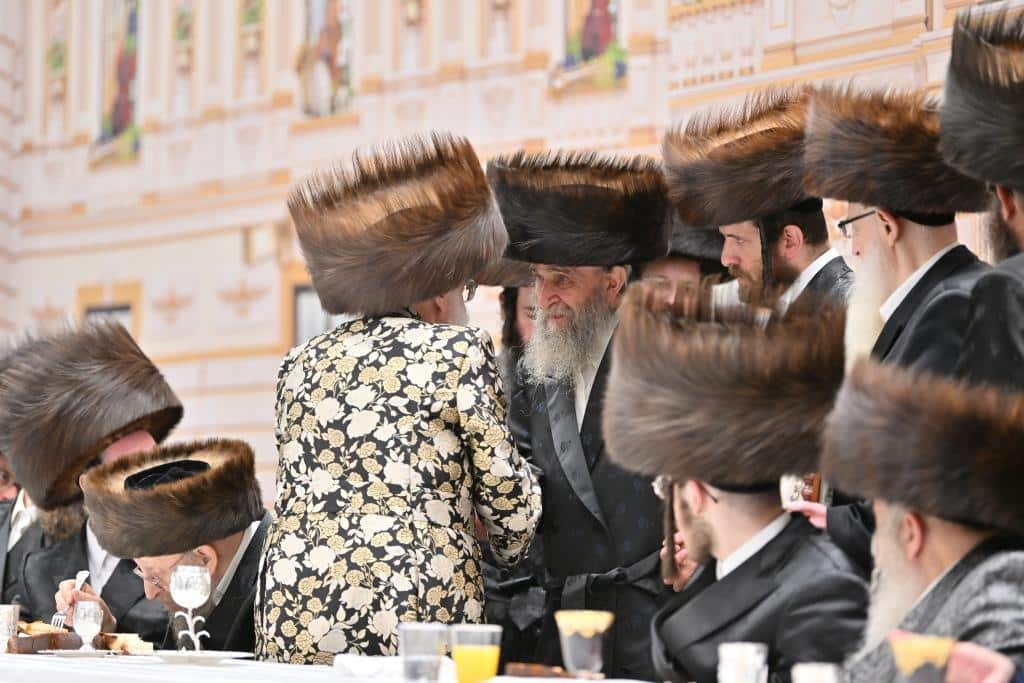 השבע ברכות של ויז'ניץ-ספינקא-ברעזשאן-אולם-זאליזשא