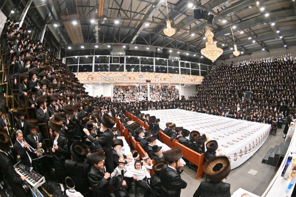 השבע ברכות של ויז'ניץ-ספינקא-ברעזשאן-אולם-זאליזשא