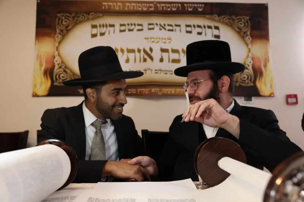 במעמד האדמו"ר: מירון חגגה הכנסת ס"ת לציון הרשב"י