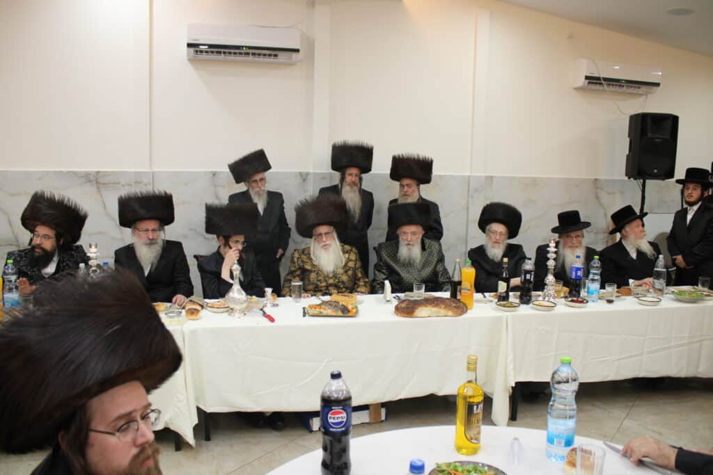 אלע חסידים: שבע ברכות לנכדת האדמו"ר מצאנז