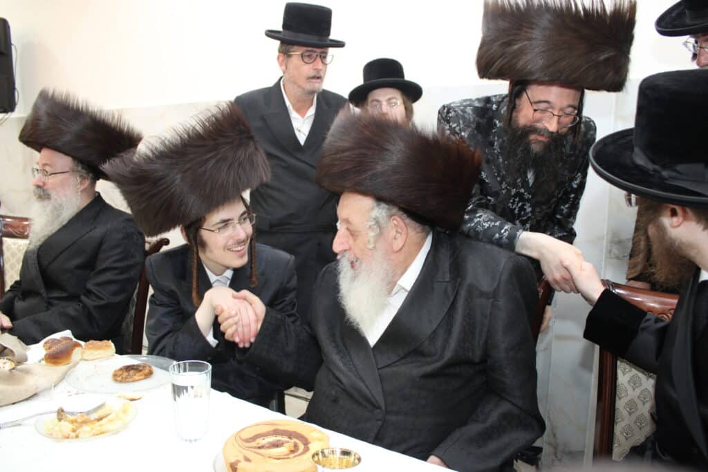 אלע חסידים: שבע ברכות לנכדת האדמו"ר מצאנז