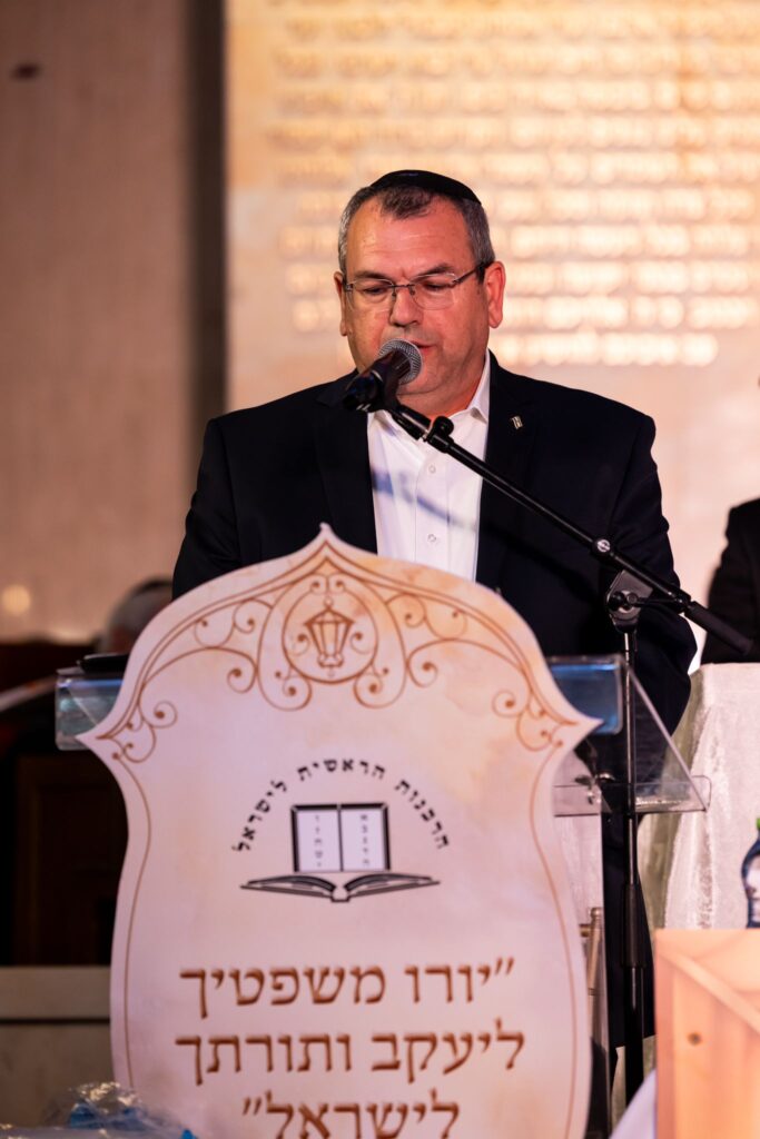 בהכתרת אלף דיינים: כך נפרדו הרבנים הראשים לישראל