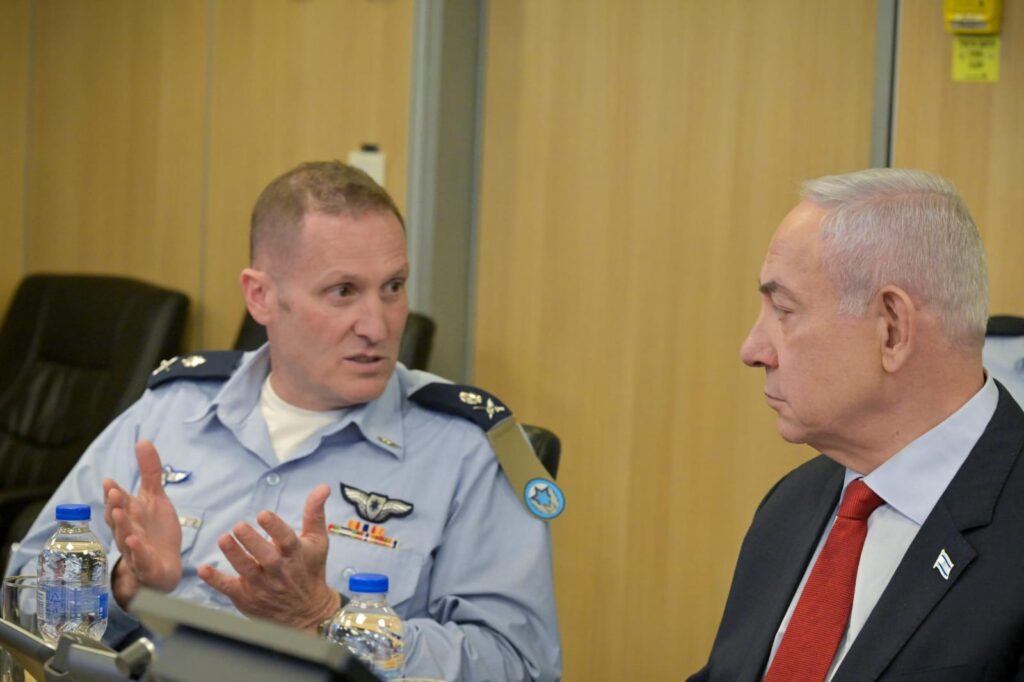 מתוך הבור בקריה: נתניהו שיגר מסר לנסראללה