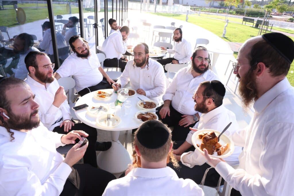 "הגזלנים הקדושים": החסידים מביתר עילית ערכו שבת גיבוש
