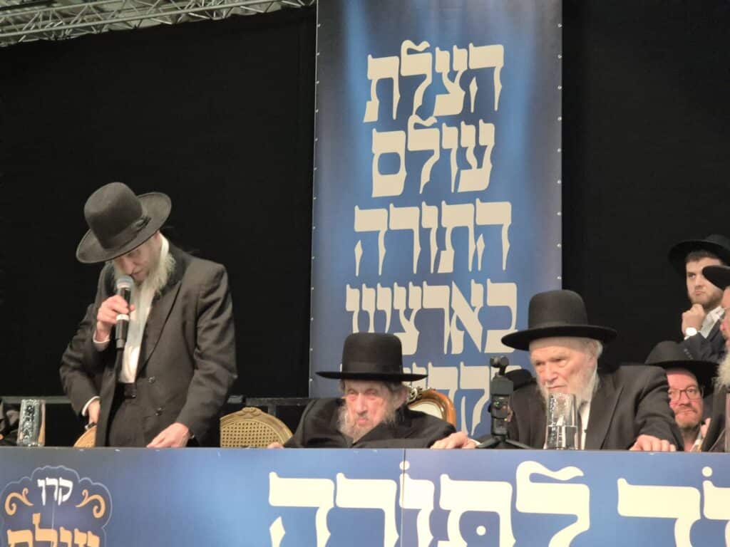 מעמד שלונדון לא ראתה מעולם: רבבות בהקבלת פני גדולי ישראל