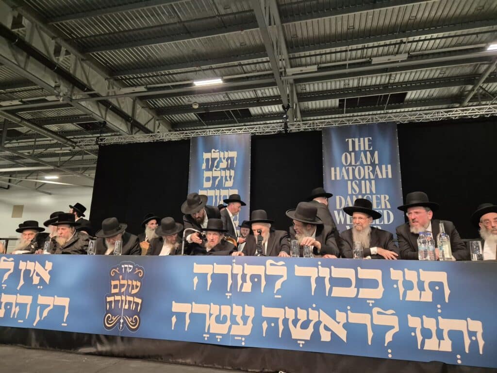מעמד שלונדון לא ראתה מעולם: רבבות בהקבלת פני גדולי ישראל