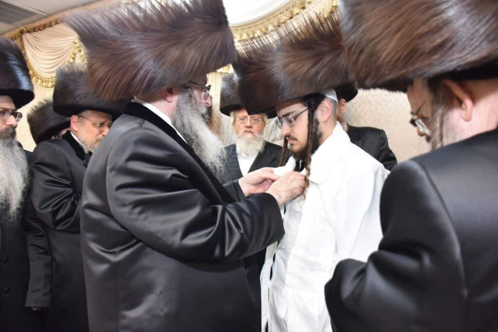 שמחת החתונה בחצרות ספינקא-פוריסוב-אנטניא-אלעסק